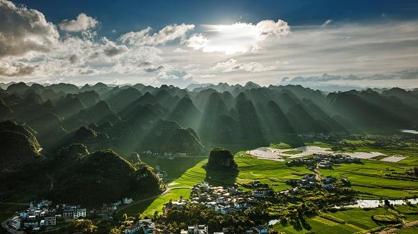 贵州生态旅游网站的绿色探索：自然之美与生态智慧